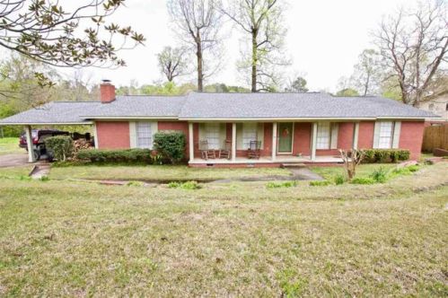410 Moonmist Cir, Yazoo, MS 39194-9007