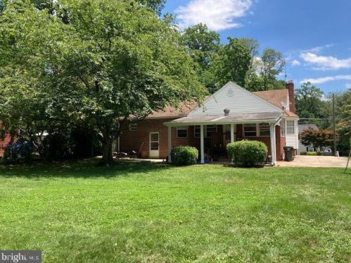 507 Meridian St, Falls Church, VA 22046-2624