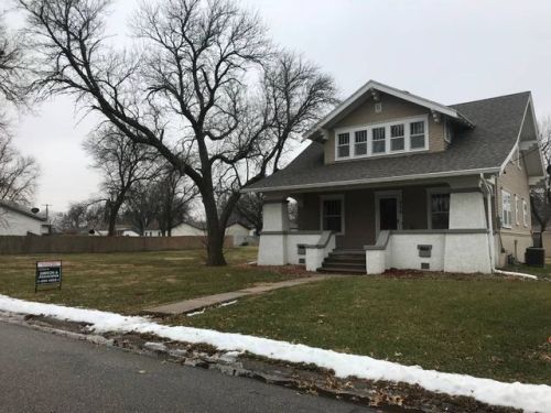 528 2nd St, Hampton, NE 68843-9336