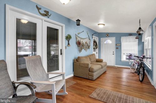 774 Broadway, Hanover PA 17331-2503 exterior