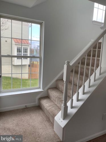 9638 Bedder Stone Pl, Bristow VA  20136-1232 exterior