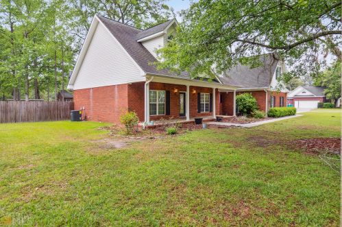 120 Biltmore Dr, Pineora, GA 31312-4445