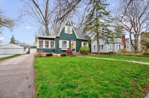 4134 Xenwood Ave, Minneapolis, MN 55416-3121