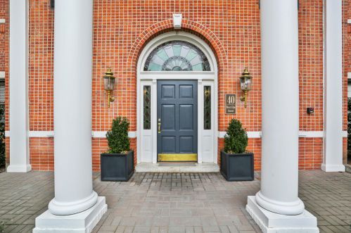 40 Elm St, Greenwich CT  06830-6415 exterior