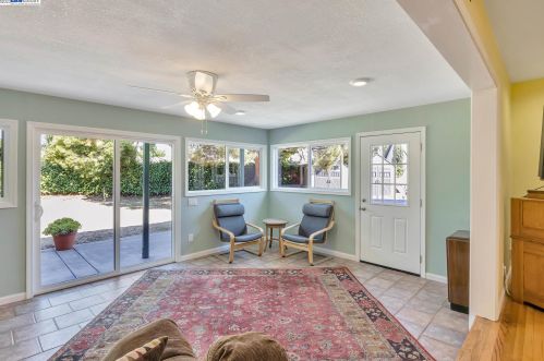 7764 Hazelnut Dr, Newark, CA 94560-2234