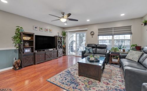 2207 Middlefield Ct, Parsippany, NJ 07834-3463