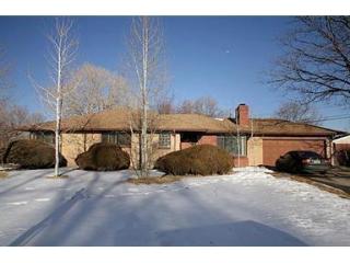 8699 Meadowlark Dr, Denver, CO 80226-1171