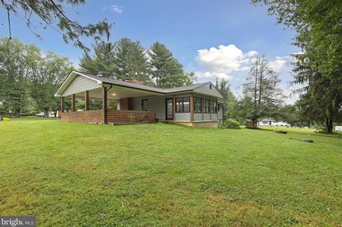 2106 Buell Dr, Fallston MD  exterior