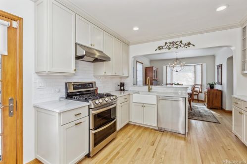 1066 Bonnie Brae Blvd, Denver CO  80209-5135 exterior
