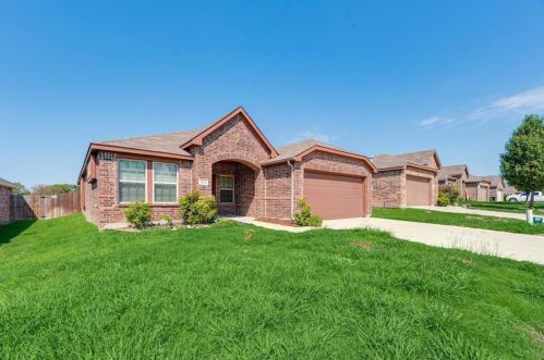 4829 Lemon Grove Dr, Fort Worth TX  76135-1668 exterior