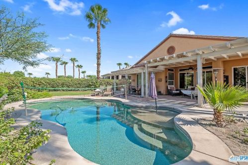 44129 Royal Troon Dr, Indio, CA 92201-9001