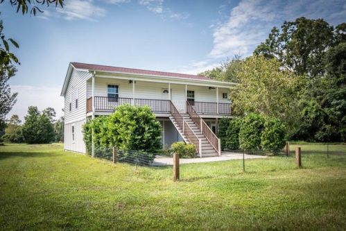 4635 Flounder Lake Rd, Meggett, SC 29449-6093