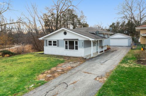 5630 Clarendon Hills Rd, Willowbrook IL  60514-1536 exterior
