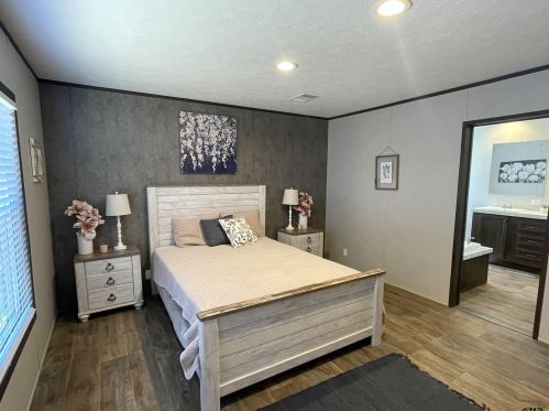 2462 Blocker Rd, Marshall TX 75672-3720 exterior