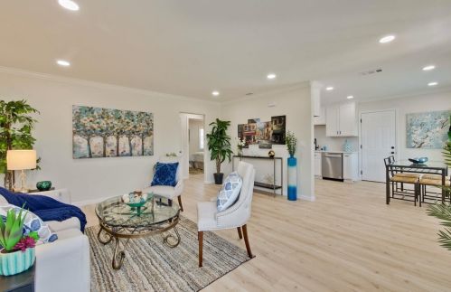 1053 Douglas Ct, San Leandro CA  94577-1469 exterior