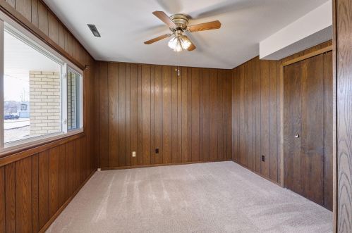 925 Arbogast St, Saint Paul MN  55126-3825 exterior