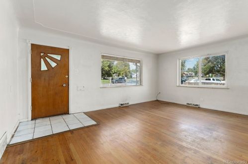 370 King St, Denver, CO 80219-1327