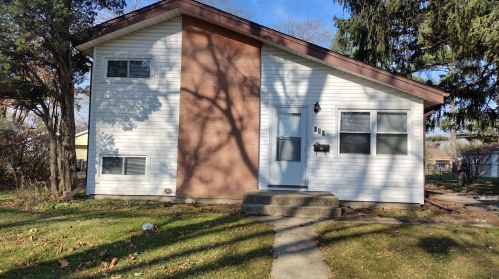 640 Terrace St, Villa Park, IL 60181-1909