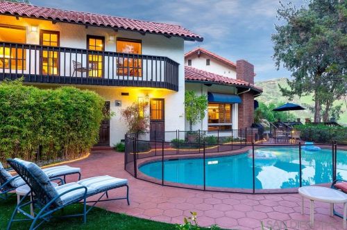 602 Singing Vista Ct, El Cajon, CA 92019-2735