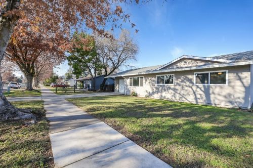 328 B St, Biggs, CA 95917-9732