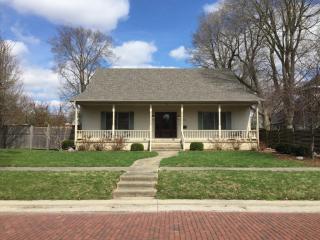 206 Scott St, Tuscola, IL 61953-1837