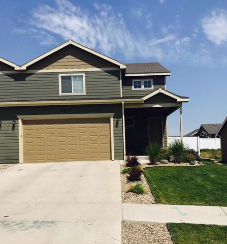 2710 23rd St, Williston, ND 58801-2536