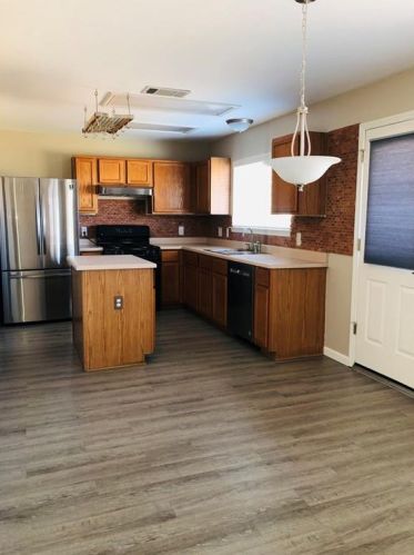 108 Spring Branch Cv, Uhland TX  78640-5431 exterior