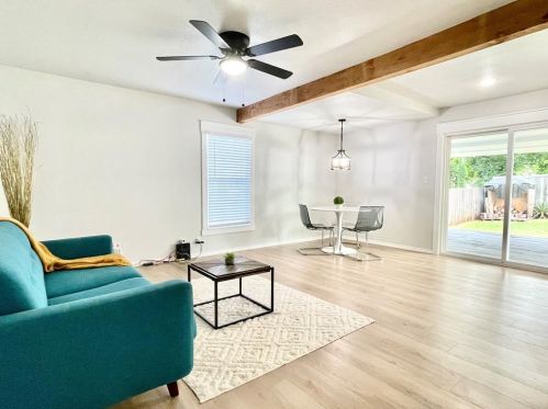 6693 Marie St, Fort Worth TX  76180-1504 exterior