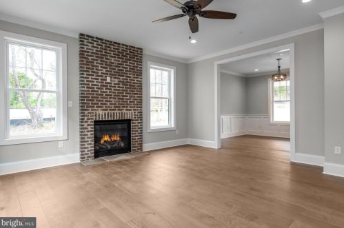 3601 Patuxent River Rd, Davidsonville, MD 21035-2422