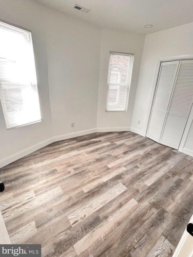 4812 10th St, Philadelphia PA 19141-3930 exterior