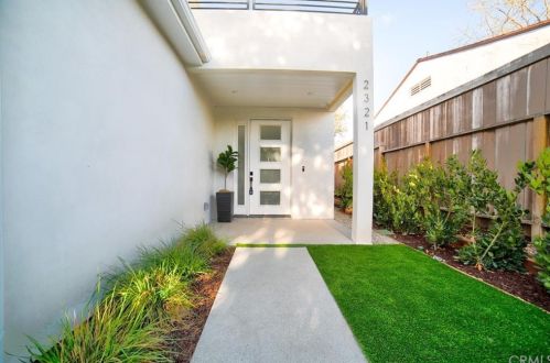 2321 32nd St, Santa Monica, CA 90405-2027