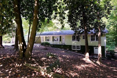 2306 Atoka Dr, Marietta, GA 30060-5546
