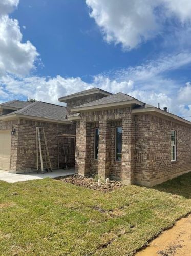 814 Mossey Dr, Morgans Point, TX 77571-9524