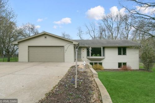 10230 Hage Dr, Otsego, MN 55374-9787