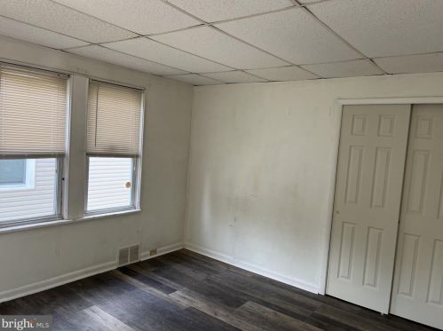 501 Cedar Ave, Camden NJ  08108-1613 exterior