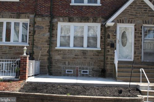 6213 Mascher St, Philadelphia, PA 19120-1510