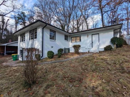 402 Barton Dr, Forest Park, GA 30297-1700