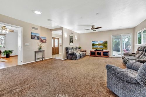 102 Santa Rosa Way, Placentia, CA 92870-1838