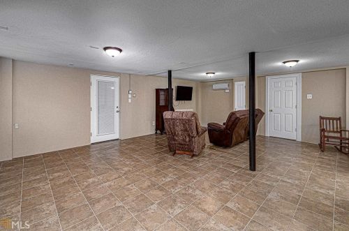 5149 Highway 155, Stockbridge GA  30281-1801 exterior