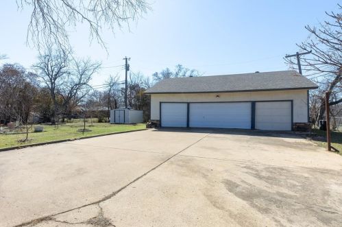 5304 Chestalynn Ct, Fort Worth TX  exterior