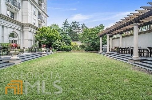 199 14th St, Atlanta GA  30318-7827 exterior