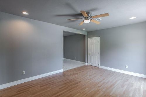 3115 Arizona Ave, Dallas, TX 75216-5132