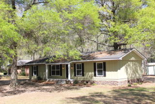 210 Layton St, Hinesville, GA 31313-3326