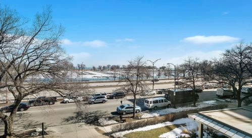 3440 Lake Shore Dr, Chicago, IL 60657-2818