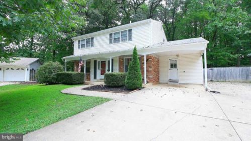 9100 Donna Dean Dr, Springfield, VA 22153-1418