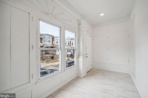 5638 Carpenter St, Philadelphia PA  19143-2804 exterior