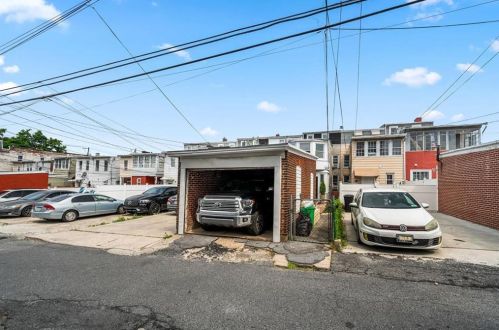 1130 Tilghman St, Allentown PA  18102-2253 exterior