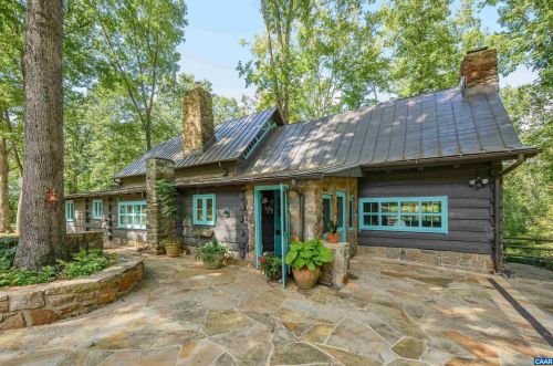 2417 Palmer Dr, Keswick, VA