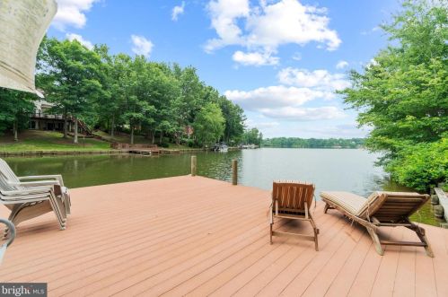 10904 Tapp Pt, Spotsylvania, VA 22551-4656