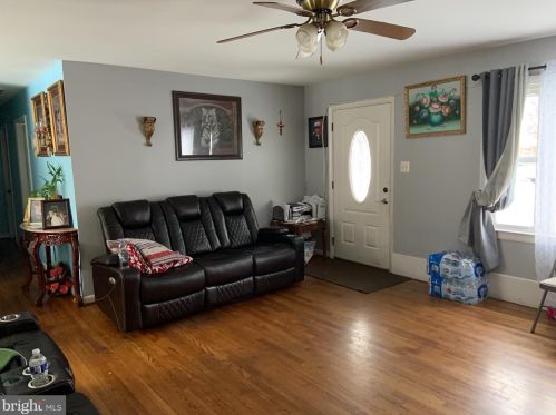 1810 Irene Ct, Woodbridge, VA 22191-1817